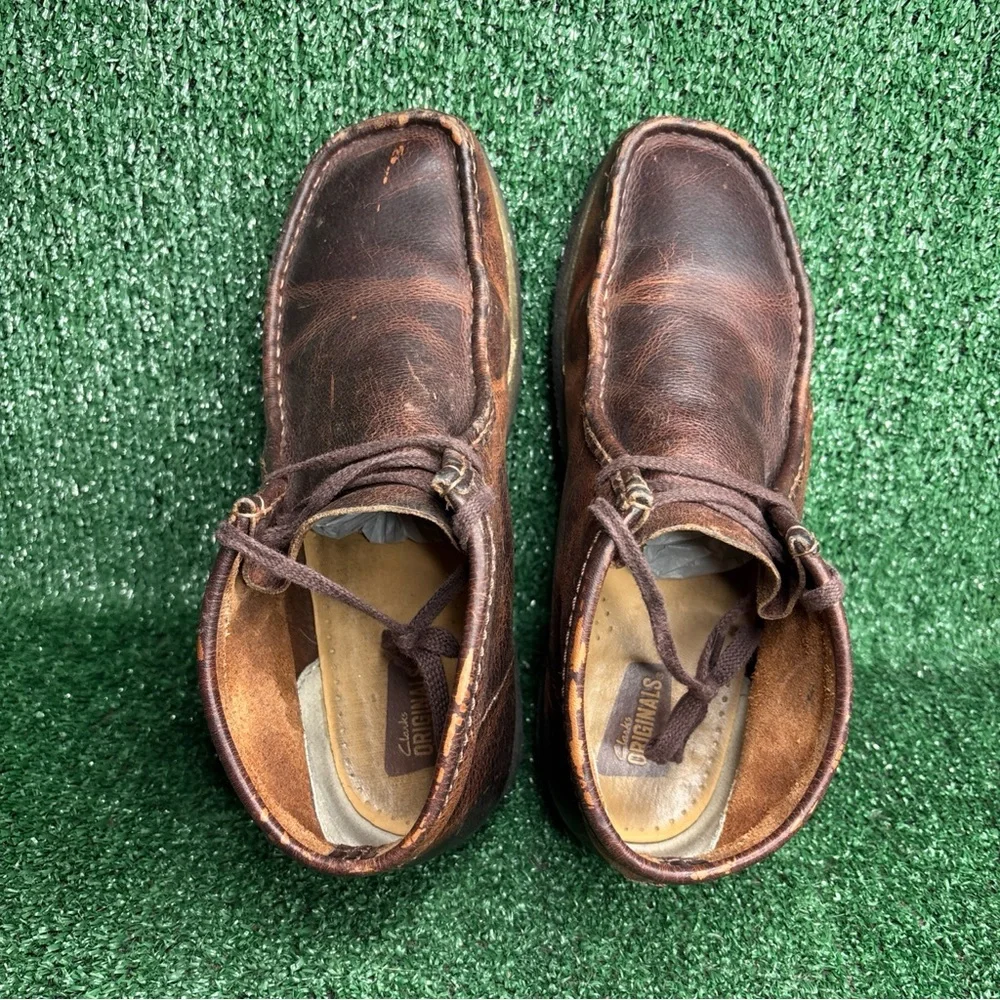 Clarks Wallabee Dark Brown Distressed Leather Moccasin Loafer Shoe Men Size 10